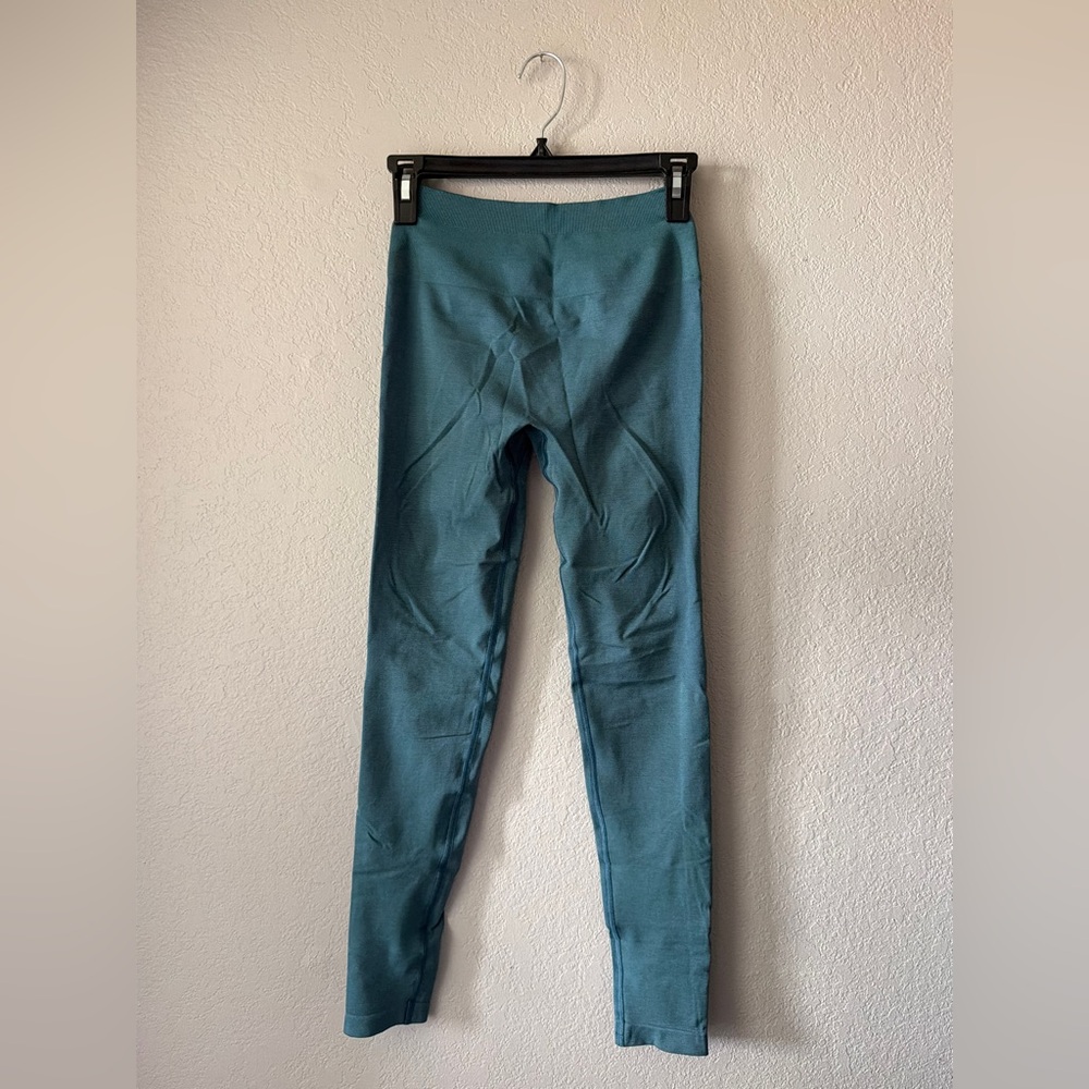 Alphalete Amplify Leggings